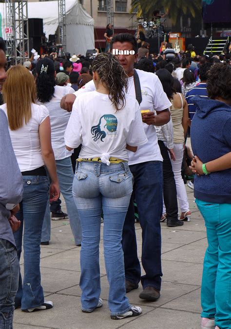 Amazing Ass In Jeans Candid