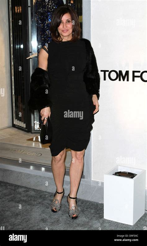 gina gershon flagship store de tom ford fiesta de inauguración en