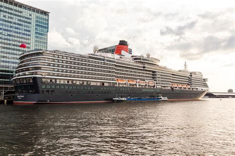 ship exterior  cunard queen victoria cruise ship cruise critic