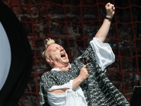 allah s willing executioners sex pistols johnny rotten on trump ‘he s absolutely magnificent