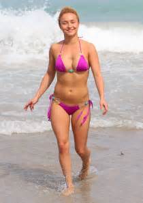 hayden panettiere wearing a bikini on the beach in miami