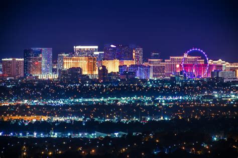 las vegas sets its glittery cannabis sights on becoming “amsterdam on