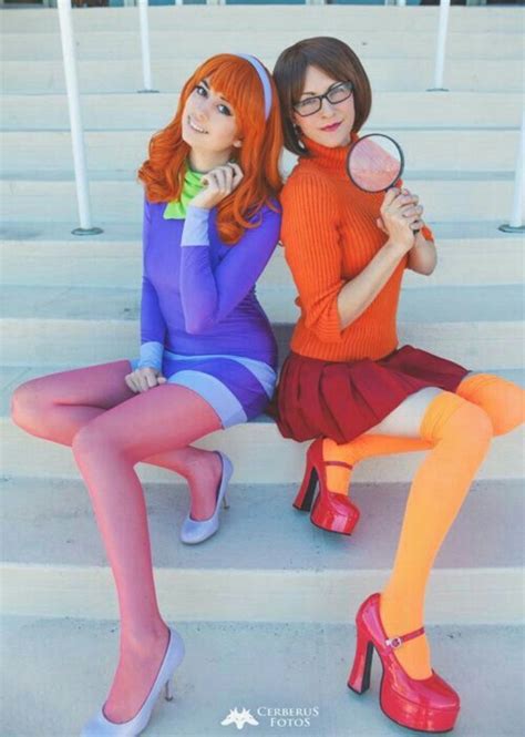Pin By Sarah The Queen On Cosplay An Costumes Duo Halloween Costumes
