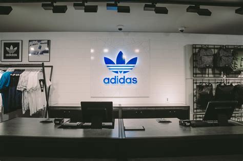adidas toronto flagship store  reopening  weekend complex ca
