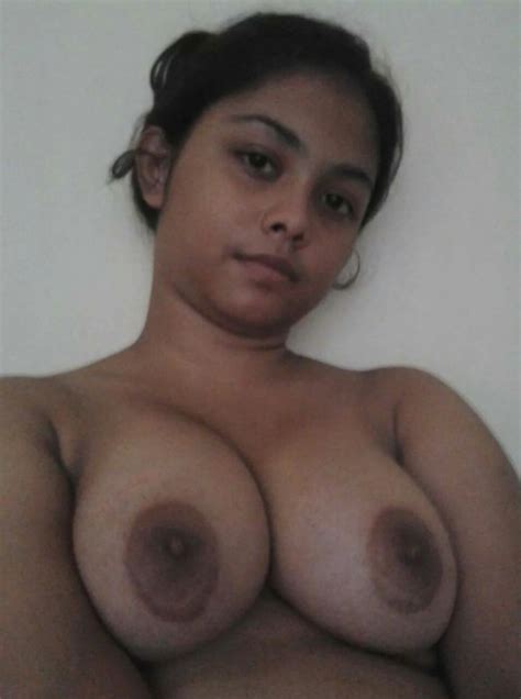 random indian amateur girls boobs and bra selfies