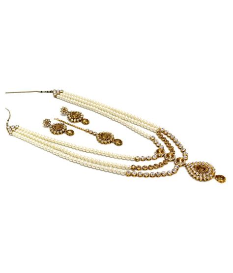 Alysa Necklace Set Buy Alysa Necklace Set Online At Best Prices In