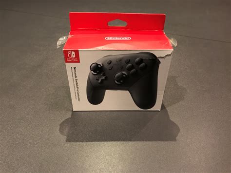 nintendo switch pro controller review game room info