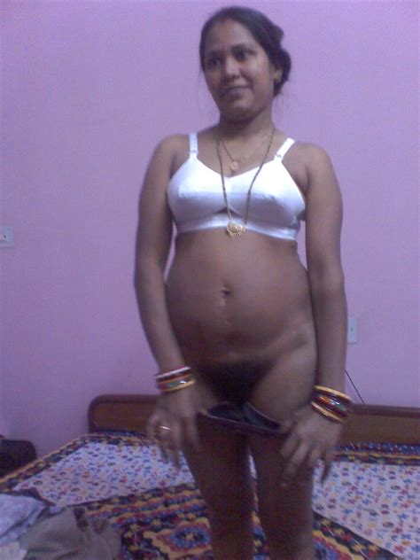 indian aunty removing blouse bra pics bhabhi showing pussy on honeymoon