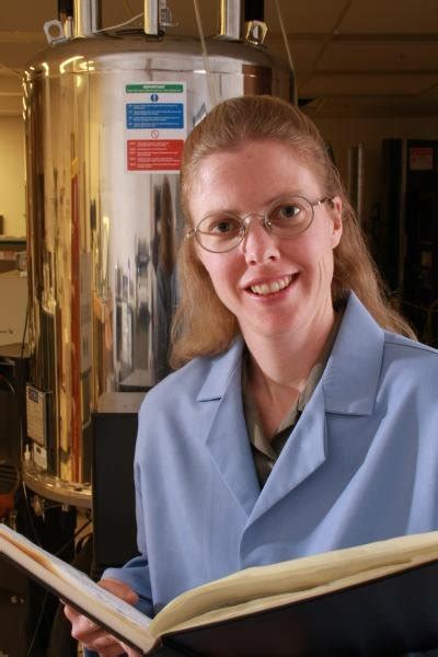 10 Questions For Biophysical Chemist Wendy Shaw Department Of Energy