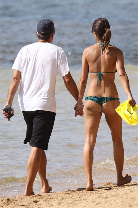 pictures of george clooney and elisabetta canalis wearing