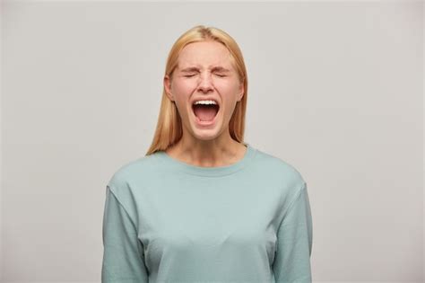 Page 5 Angry Woman Screaming Images Free Download On Freepik
