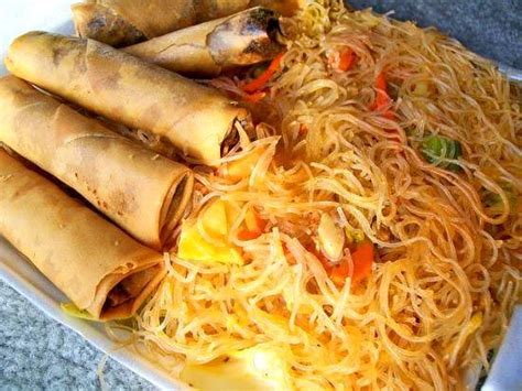 pancit and lumpia food asian cooking food recipes