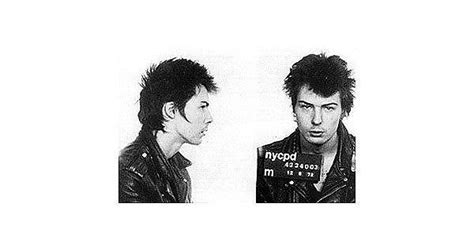 sid vicious bassist for the sex pistols imgur