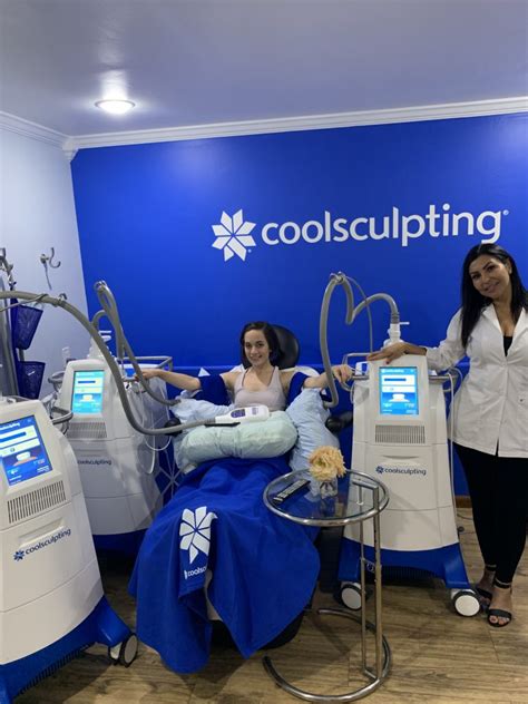 feel     coolsculpting treatment  suddenly slimmer