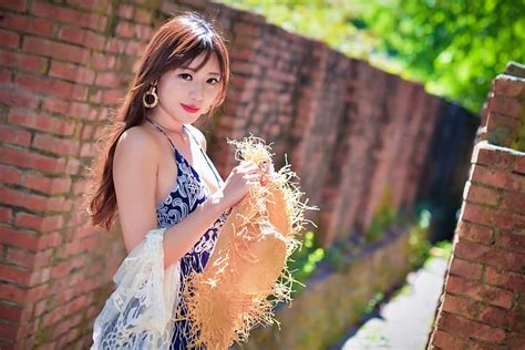 Kiki Hsieh Women Model Brunette Asian Portrait Looking At Viewer