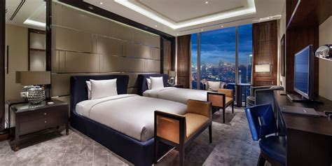 hotel suite   week hilton istanbul bomonti king presidential suite  image