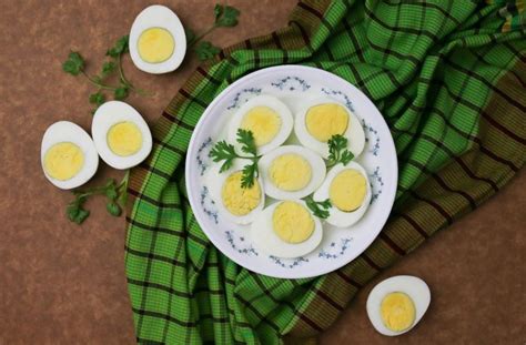 6 Cara Mengupas Telur Rebus Begini Triknya Agar Tetap Utuh Dan Mulus