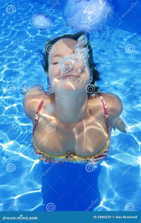 Woman Underwater Stock Image Image Of Body Swimmer Babe 2880229