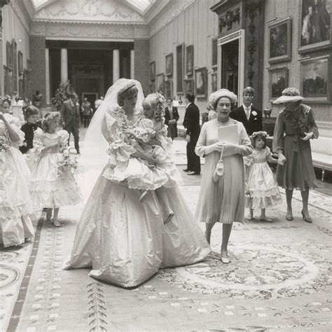never before seen photos from princess diana s wedding have been released