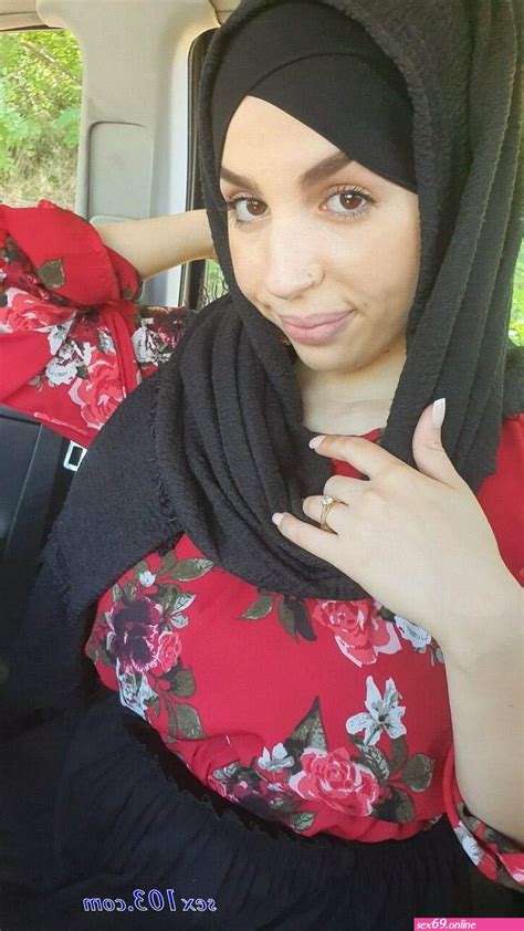 Beautiful Muslim Slut In Burqa Nipples Sucking Boobs Hijab Niqab Hot