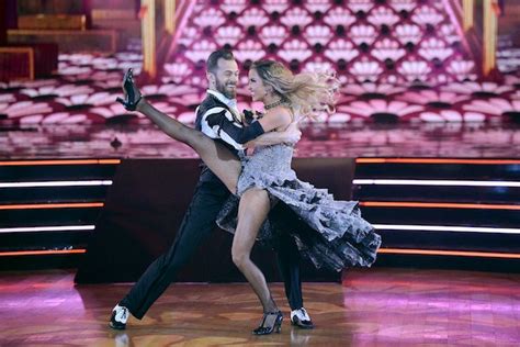 Ratings Kaitlyn Bristowe S Dancing With The Stars Win Can T Shake