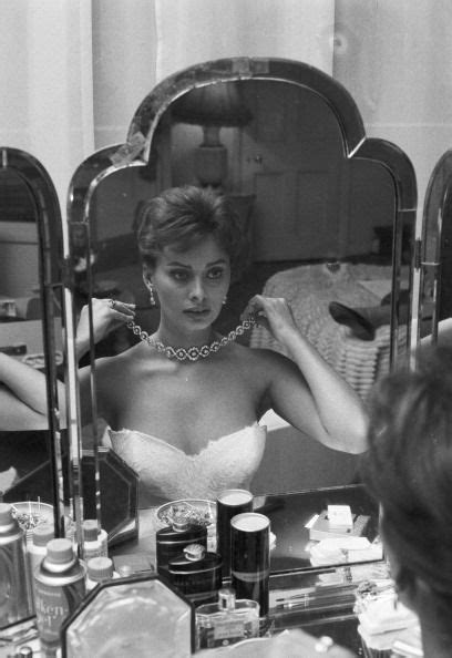sophia loren fashion icon of the world one style at a time