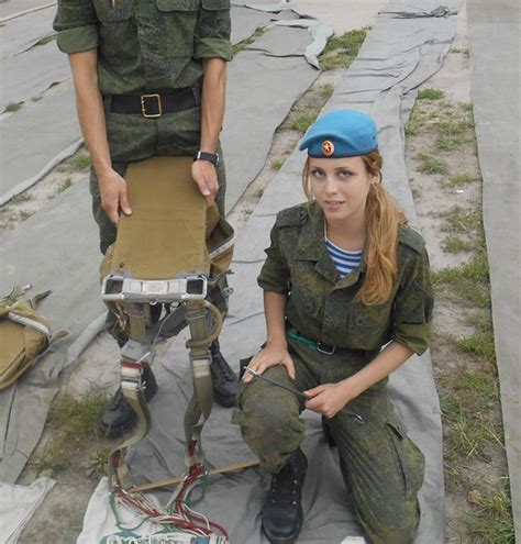 【画像】ロシアの女性兵士にマジでめちゃめちゃ可愛い子がいて話題に ポッカキット