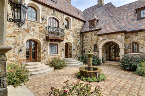 Majestic French Château In Texas 7