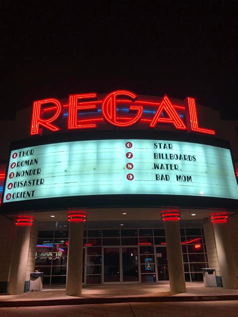theater   displays movies titles    words rmildlyinteresting