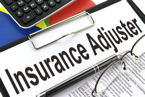 insurance adjuster   charge creative commons clipboard image