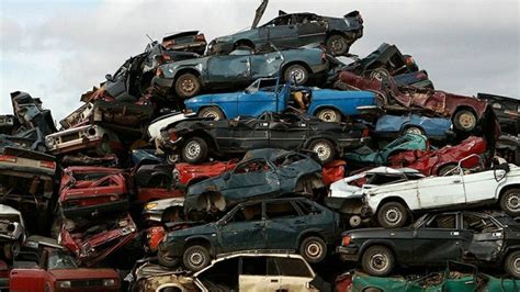 top cars  car junkyard pics