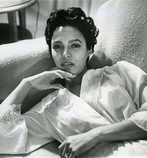 “her [dorothy Dandridge] Beauty Grace Good Singing Voice And Acting