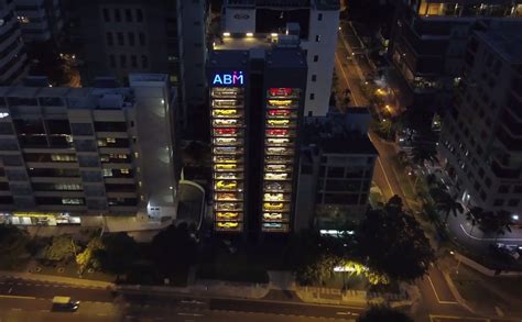 vending machine opens  singapore  cars   video