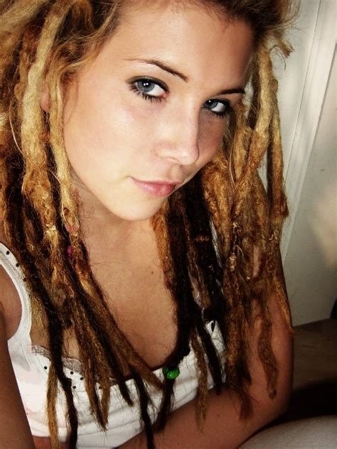 are there any cute female pornstars with dreadlocks