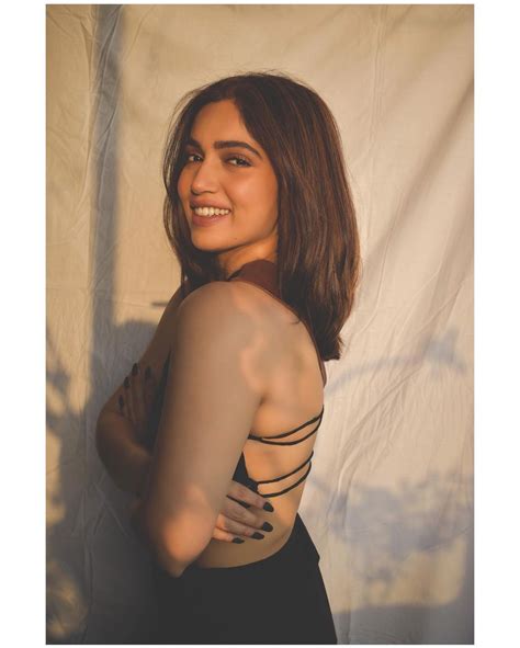 bhumi pednekar looks sexy in bikini actress turns up heat in these photos