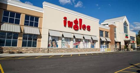 ingles markets sees year  gains supermarket news