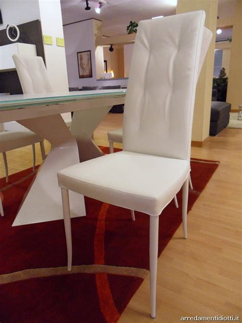 Yaheetech 2 sedie sala da pranzo moderne ecopelle imbottite con schienale alto gambe in legno massello eleganti classiche soggiorno marrone scuro portata . Tavolo cristallo Prora sedie Ivana imbottite - DIOTTI A&F Arredamenti