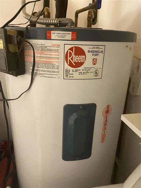 rheem  gallon water heater tank model vrtc  bonus solar panel connection  sale