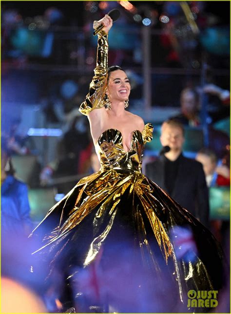 katy perry performs roar firework  king charles coronation concert photo