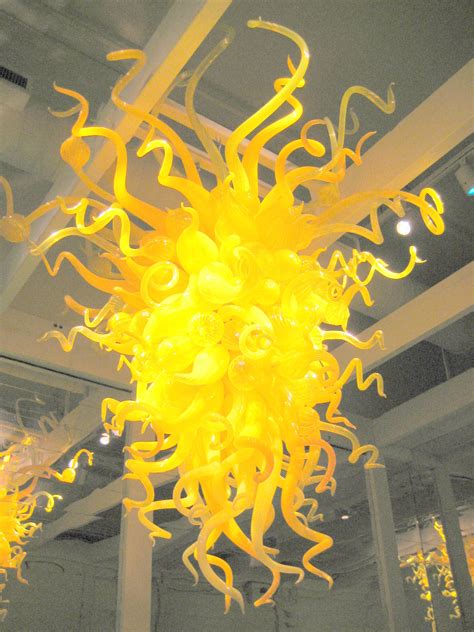 Dale Chihuly With Images Blown Glass Art Chihuly Glass Sculpture