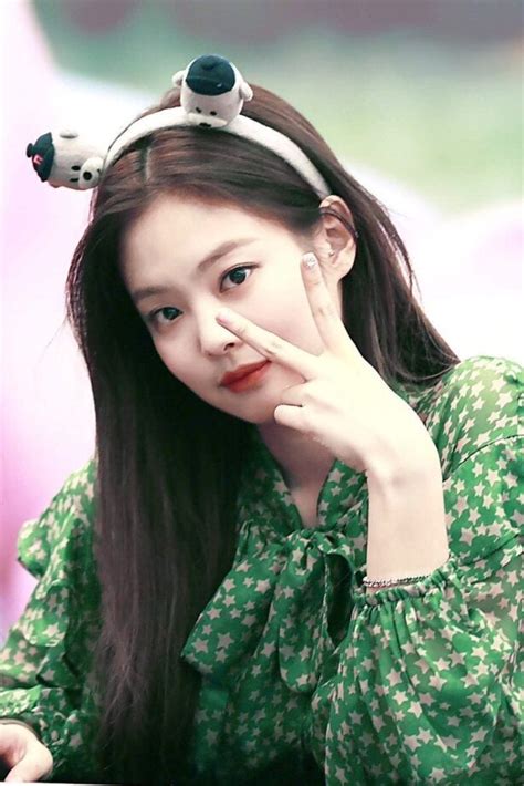 blackpink jennie in green outfit looks stunning iwmbuzz