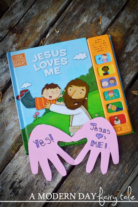 jesus loves   book review easy kids craft fcblogger  modern