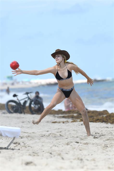 Eugenie Bouchard Bikini Candids On The Beach In Miami Nipslip Hot