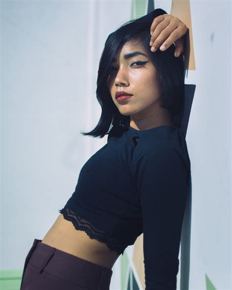 Asian Models Women Wallpaper