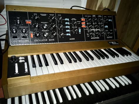 matrixsynth moog minimoog  keyboard synthesizer