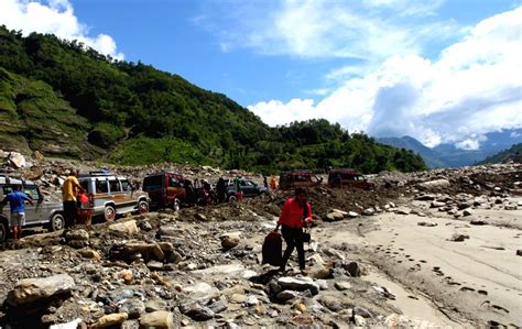 nepal sindhupalchowk landslide
