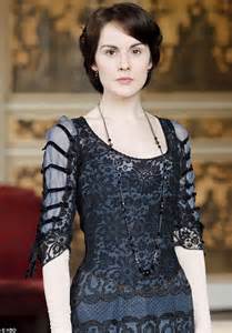 michelle dockery ditches her downton abbey fashion for a