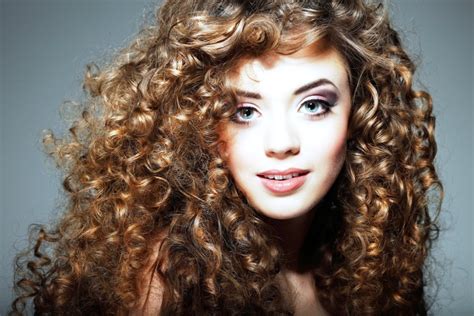curly hairstyles  women