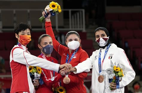 Photo Gallery Giana Farouk Gives Egypt Bronze Medal In Karate No