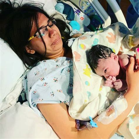 woman with vaginal condition gives birth despite having